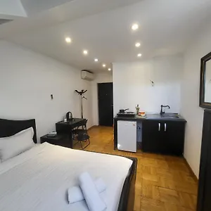 Apartament Buget Arena Nationala Mega Mall Monza, Bucureşti